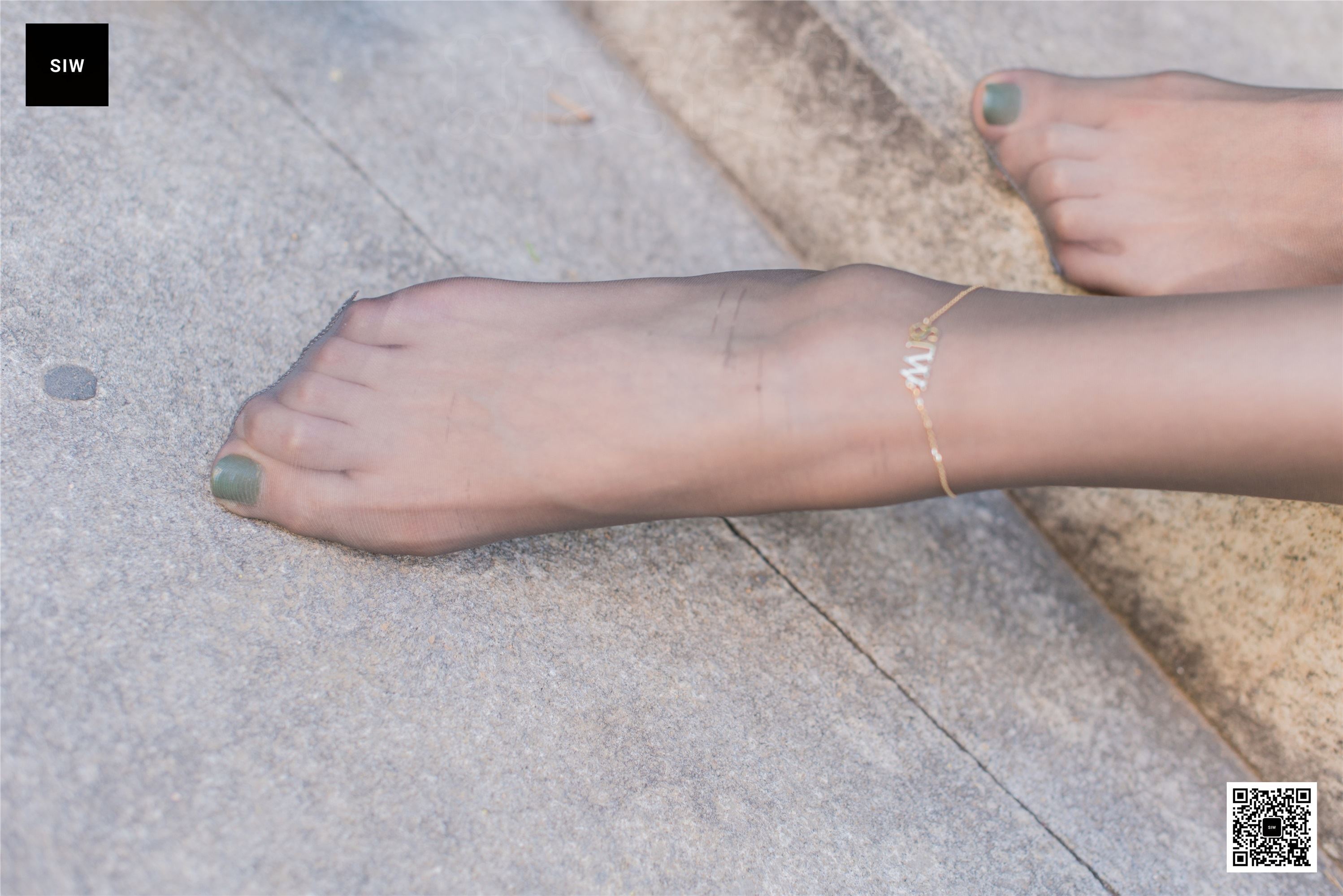 SIW斯文传媒  VOL.031 灰丝畅想-蓉儿